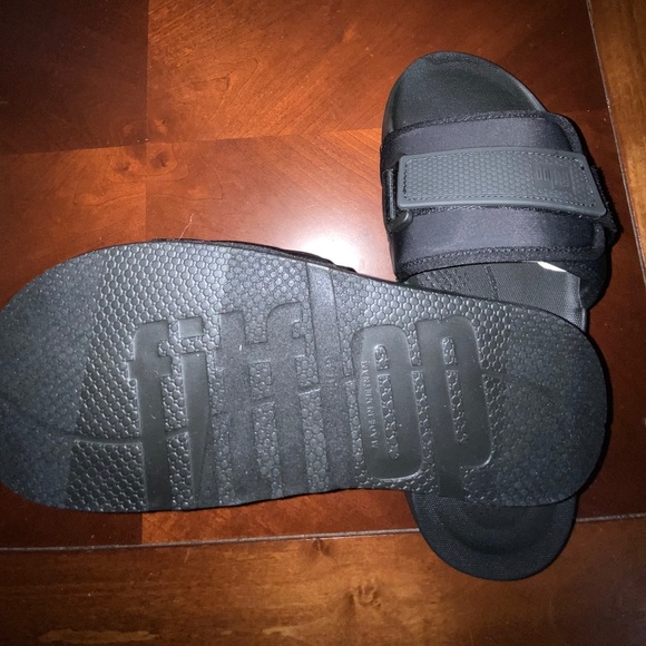 FITFLOP IQUSHION POOL SLIDES  SZ 8 / 39 BLACK - Picture 11 of 11